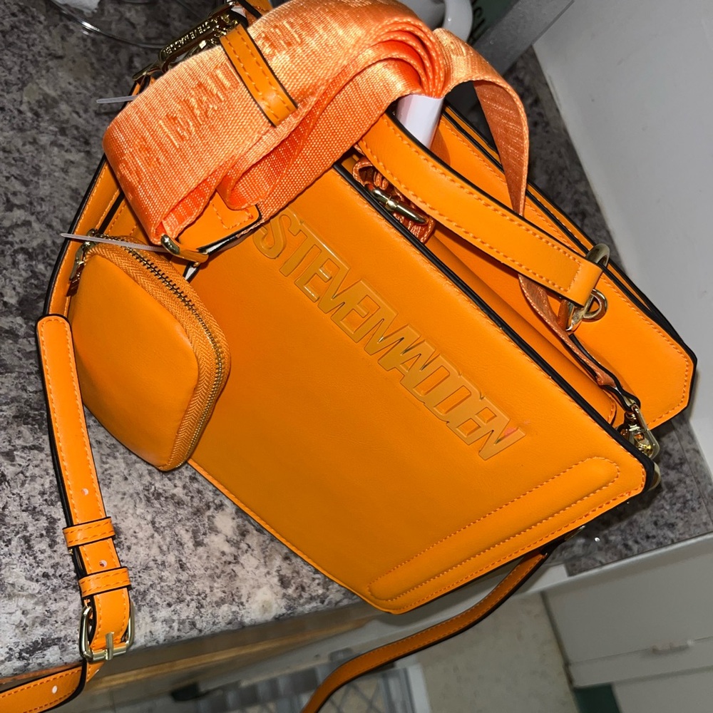 Steve Madden Cross Body Viral Bag Orange